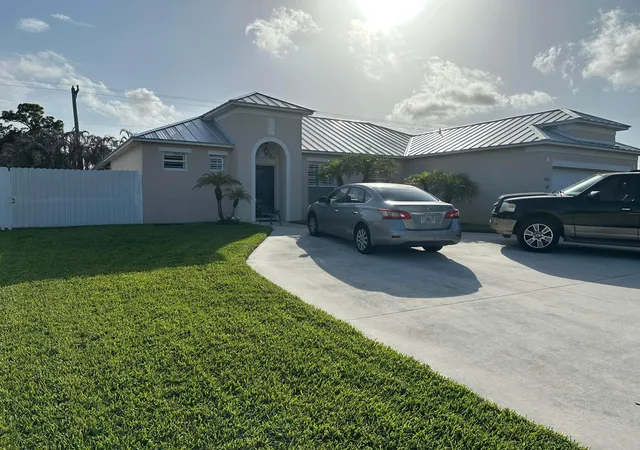 1st image of 442 Nw Airoso Blvd, ,, FL 34983 | MLS# B26048597