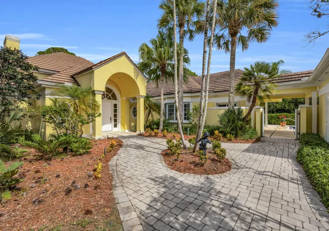 4th image of 7101 Se Golfhouse Dr, Hobe Sound, FL 33455 | MLS# B26048633