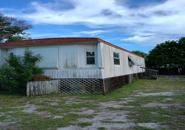 Homes for sale in Hobe Sound, FL | 7930 Se Cactus Trl, Hobe Sound, FL 33455 | MLS# B26048732