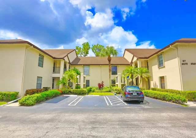 4th image of 3277 Jog Park Dr, Greenacres, FL 33467 | MLS# B26048801