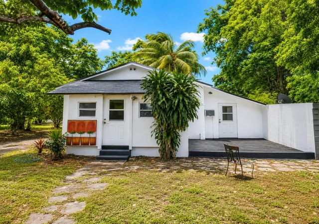 Homes for sale in North Miami Beach, FL | 1243 Ne 159th St, North Miami Beach, FL 33162 | MLS# B26048835