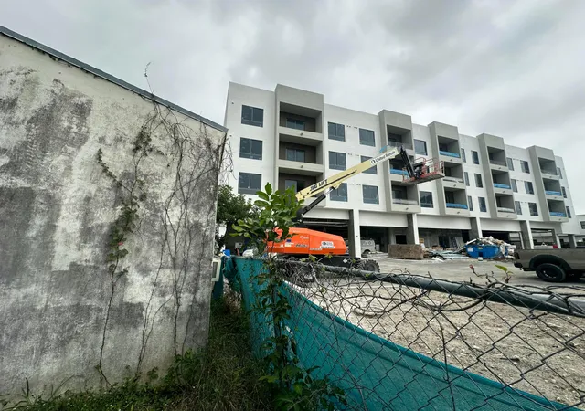4th image of 223 Se 4Th St, Hallandale Beach, FL 33009