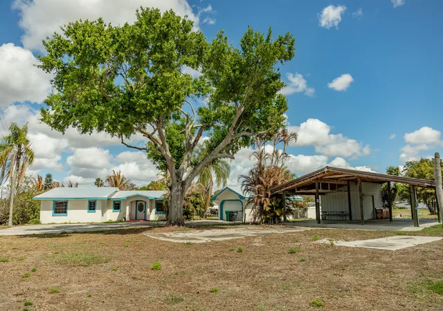 1st image of 3122 Se 34th Ave, Okeechobee, FL 34974 | MLS# B26048884