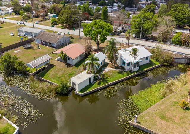 2nd image of 3122 Se 34th Ave, Okeechobee, FL 34974 | MLS# B26048884