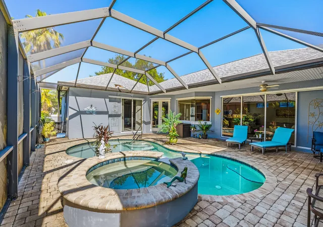 4th image of 228 Oak Hammock Cir Sw, Vero Beach, FL 32962 | MLS# B26048889
