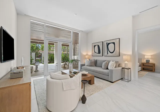 Homes for sale in Boca Raton, FL | 220 Se Mizner Blvd #102, Boca Raton, FL 33432 | MLS# B26048903