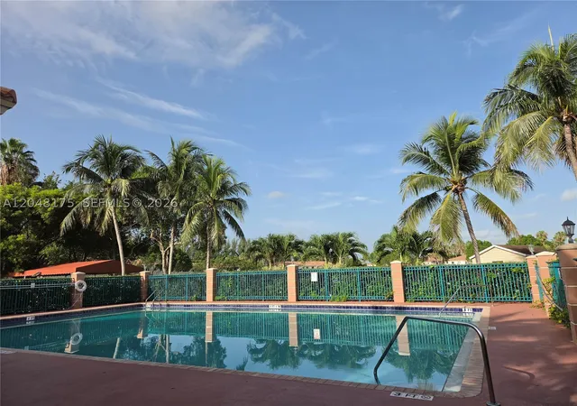 2nd image of 1301 Se 28Th Ln, Homestead, FL 33035