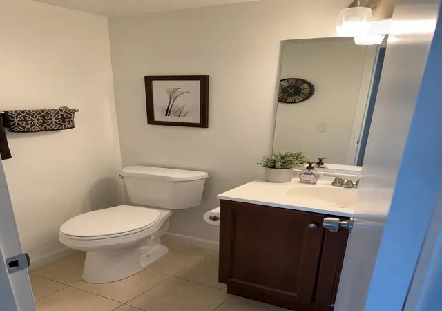 Homes for sale in Boca Raton, FL | 256 Preston Wy, Boca Raton, FL 33434 | MLS# B26048931