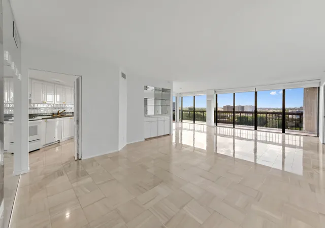 1st image of 1900 Consulate Pl #1004, West Palm Beach, FL 33401 | MLS# B26048936