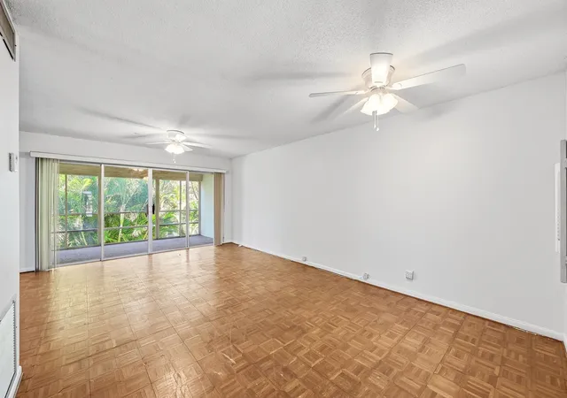 Homes for sale in Lighthouse Point, FL | 2160 Ne 36Th St #37, Lighthouse Point, FL 33064 | MLS# B26048975