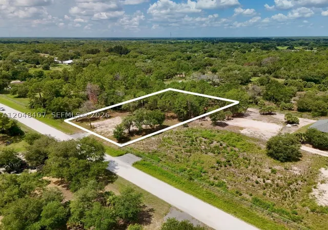 Photo 2 of Land for sale at 270 N Datil St, Clewiston, FL 33440 | MLS# A12048407 | Listing updated on 2026-08-24