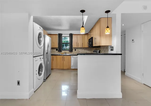 5th image of 20509 Nw 15 Ave #5-2, Miami Gardens, FL 33169 | MLS# A12048410