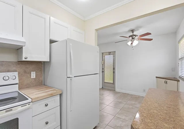 3rd image of 164 Seville G, Delray Beach, FL 33446 | MLS# B26049004