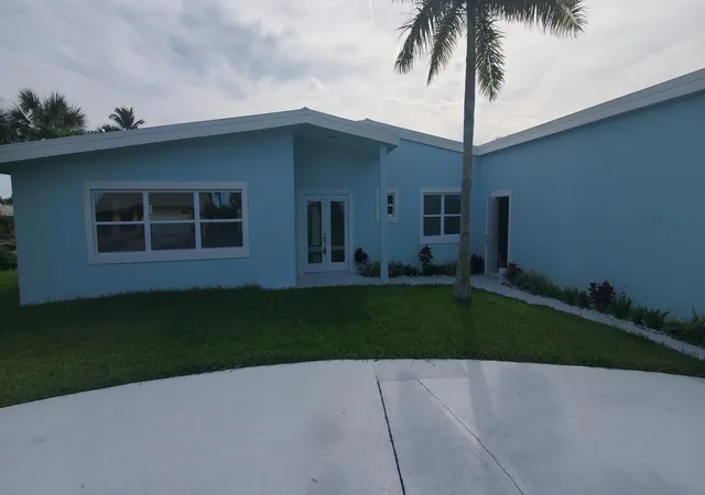 2nd image of 1529 Thumb Point Dr, Fort Pierce, FL 34949 | MLS# B26049044