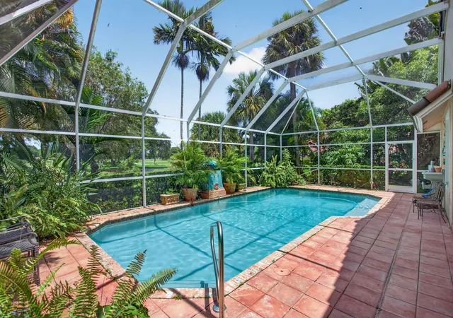 Homes for sale in Pompano Beach, FL | 526 Misty Oaks Dr, Pompano Beach, FL 33069 | MLS# B26049058