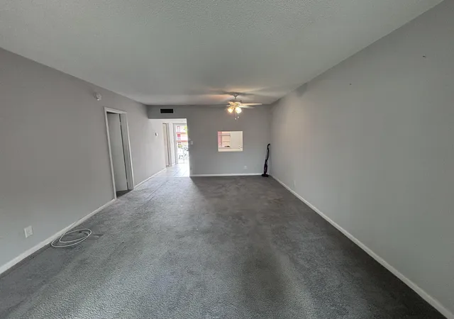 5th image of 1015 Country Club Dr #205, Margate, FL 33063 | MLS# B26049115
