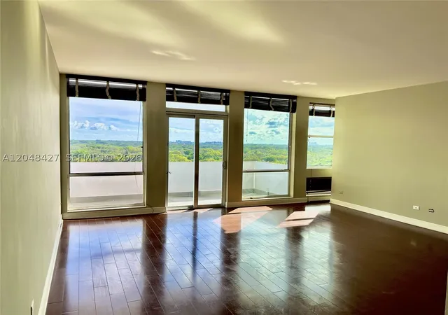 4th image of 700 Biltmore Way #1009, Coral Gables, FL 33134 | MLS# A12048427