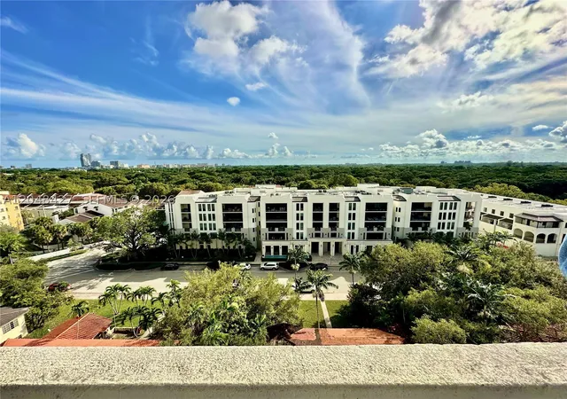 5th image of 700 Biltmore Way #1009, Coral Gables, FL 33134 | MLS# A12048427
