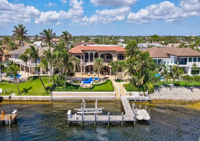 3rd image of 3870 Ne 31St Ave, Lighthouse Point, FL 33064 | MLS# B26049172