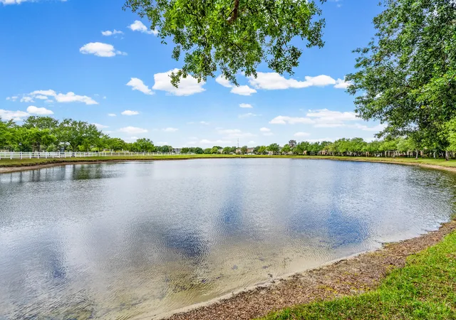 Homes for sale in Vero Beach, FL | 1814 Pointe West Wy, Vero Beach, FL 32966 | MLS# B26049233