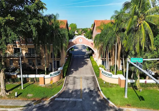 2nd image of 10014 Hammocks Blvd, Miami, FL 33196