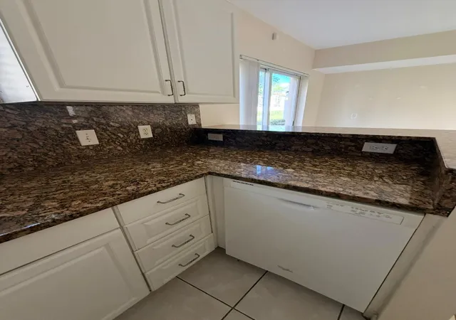 2nd image of 3481 Briar Bay Blvd #101, West Palm Beach, FL 33411 | MLS# B26049254