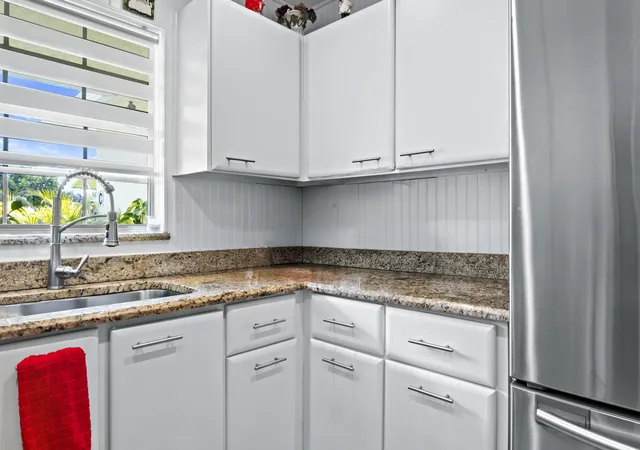 2nd image of 5078 Lakefront Blvd #D, Delray Beach, FL 33484 | MLS# B26049280