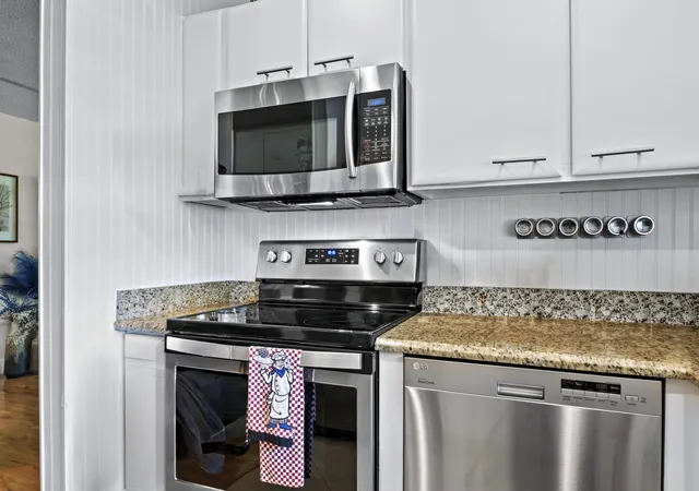 3rd image of 5078 Lakefront Blvd, Delray Beach, FL 33484