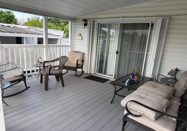 4th image of 2141 Sw 87Th Ter, Davie, FL 33324 | MLS# B26049297
