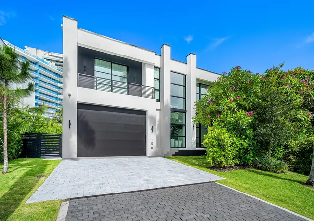 2nd image of 1670 E Terra Mar Dr, Pompano Beach, FL 33062 | MLS# B26049295