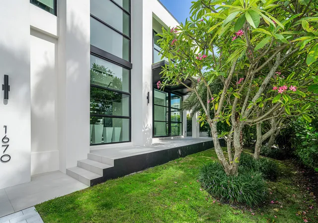 3rd image of 1670 E Terra Mar Dr, Pompano Beach, FL 33062 | MLS# B26049295