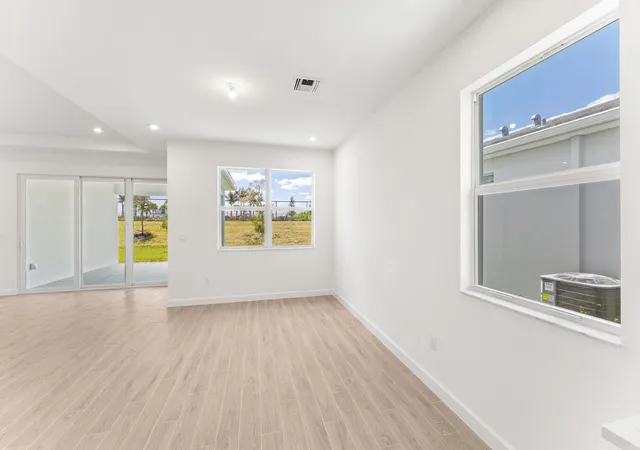 Homes for sale in Port St Lucie, FL | 11976 Sw Pantone St, Port St Lucie, FL 34987 | MLS# B26049311