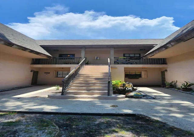 2nd image of 3575 NW 94th Ave, Sunrise, FL 33351
