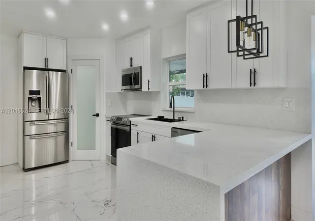 Homes for sale in Miramar, FL | 7721 Granada Blvd, Miramar, FL 33023 | MLS# A12048524