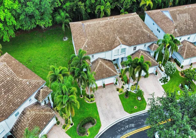 Homes for sale in Boynton Beach, FL | 7880 Laina Ln, Boynton Beach, FL 33437