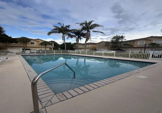 22nd image of 154 Village Blvd #E, Tequesta, FL 33469 | MLS# B26049468