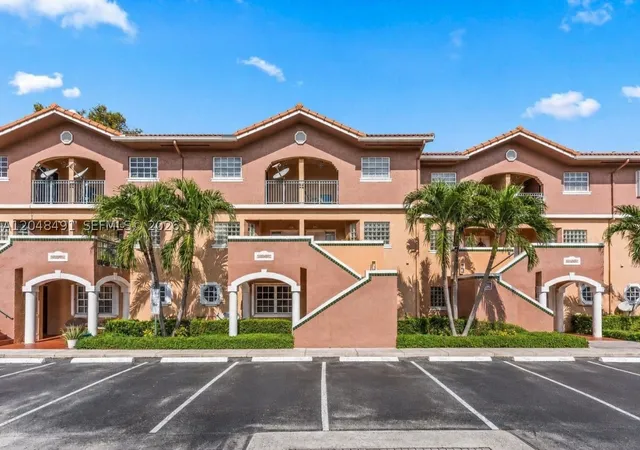 Homes for sale in Miami, FL | 10014 Hammocks Blvd #204-4, Miami, FL 33196 | MLS# A12048491