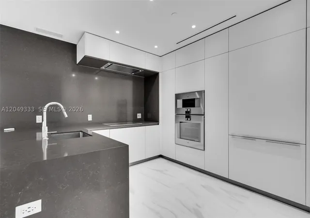 Homes for sale in Miami, FL | 300 Biscayne Boulevard Way #3009W, Miami, FL 33131 | MLS# A12049333