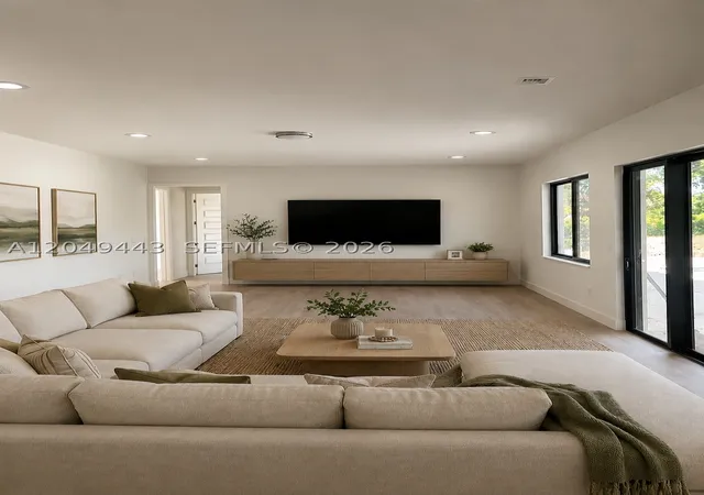 5th image of 24440 Sw 209Th Pl, Homestead, FL 33031 | MLS# A12049443