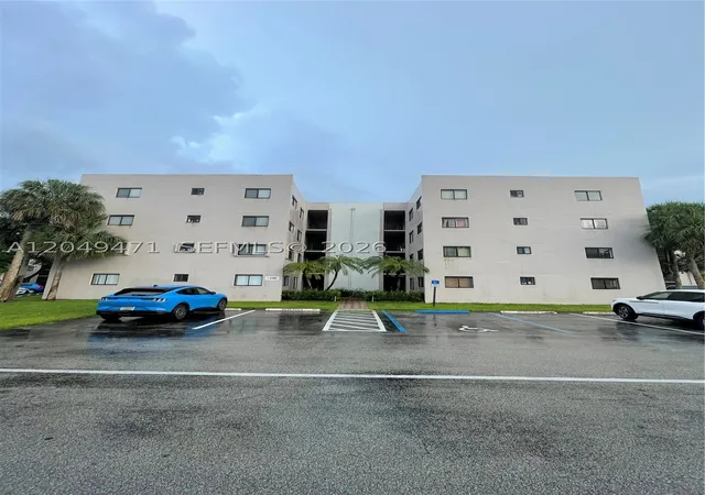 Photo 2 of Sale Pending at 8400 Sw 133rd Ave Rd #424, Miami, FL 33183 | MLS# A12049471 | Listing updated on 2026-08-24