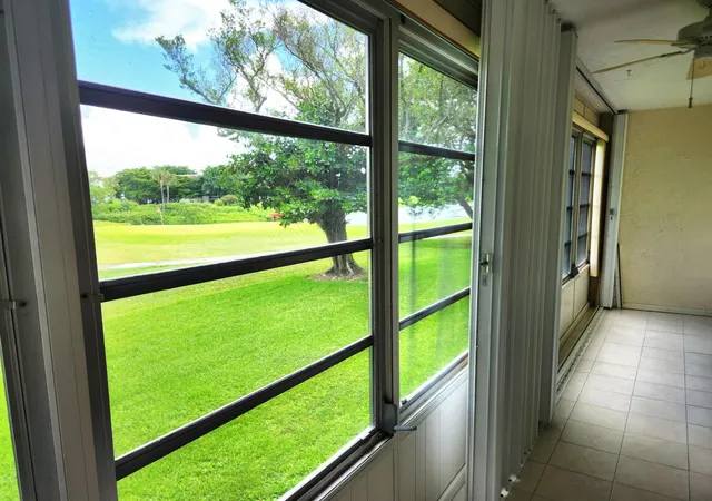 2nd image of 4501 Martinique Wy, Coconut Creek, FL 33066