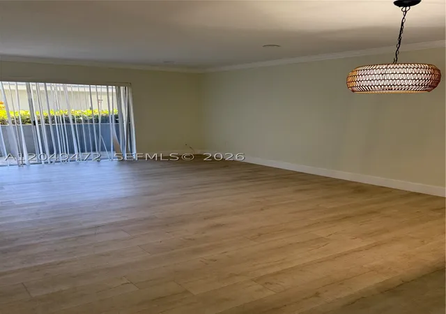 Listing Photo 3 - Condo for sale in building located at 7403 Sw 82Nd St, Miami, FL 33143 - Unit #109N