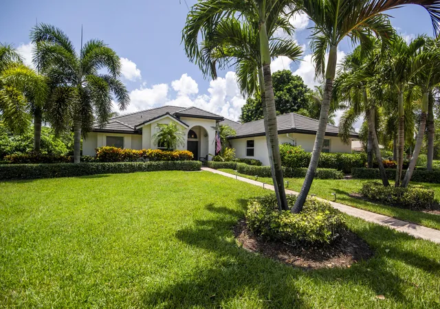 2nd image of 11850 Stonehaven Wy, Palm Beach Gardens, FL 33412 | MLS# B26049641