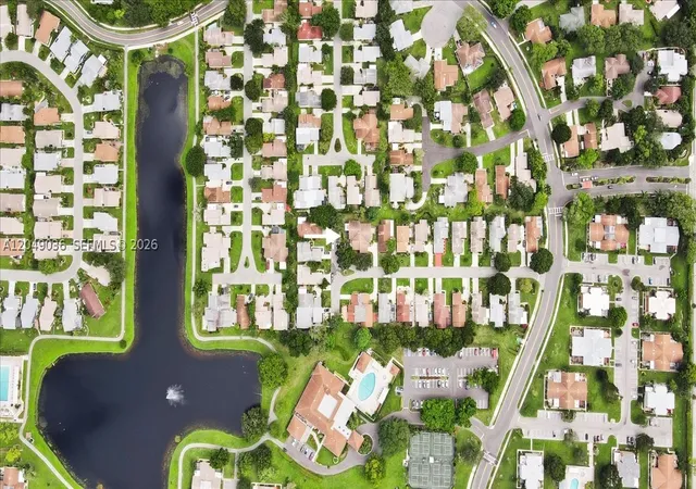 21st image of 901 Nw 26th Ave, Delray Beach, FL 33445 | MLS# A12049036