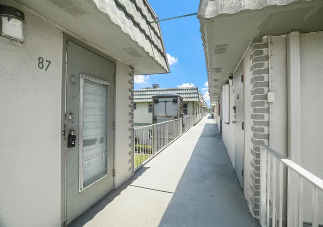 Homes for sale in Delray Beach, FL | 87 Brittany B Ave #B, Delray Beach, FL 33446 | MLS# B26049750