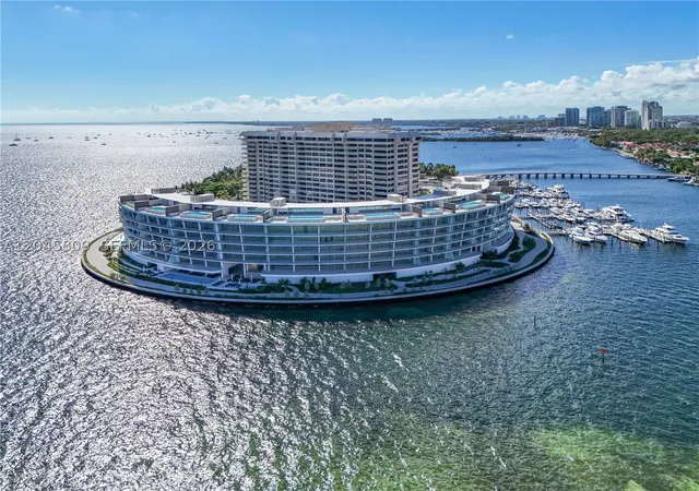 Homes for sale in Miami, FL | 5 Grove Isle, Miami, FL 33133 | Houzeo