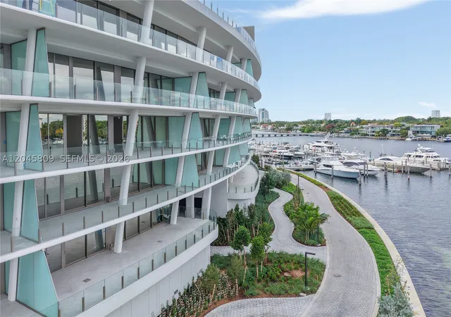 5th image of 5 Grove Isle #L405, Miami, FL 33133 | MLS# A12045809