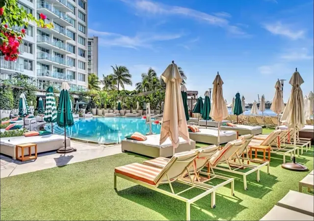 Homes for sale in Miami Beach, FL | 1100 West Ave #1007, Miami Beach, FL 33139 | MLS# A12042049