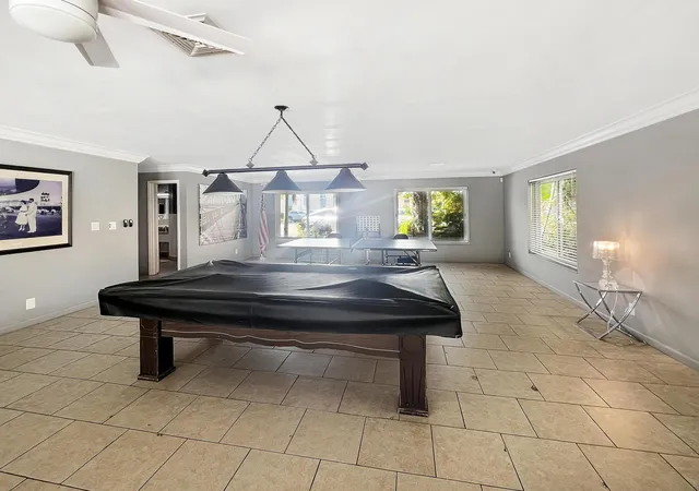 2nd image of 136 Ne 19Th Ct, Wilton Manors, FL 33305
