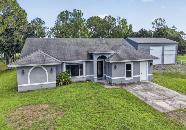 3rd image of 14935 89Th Pl N, Loxahatchee, FL 33470 | MLS# B26049810